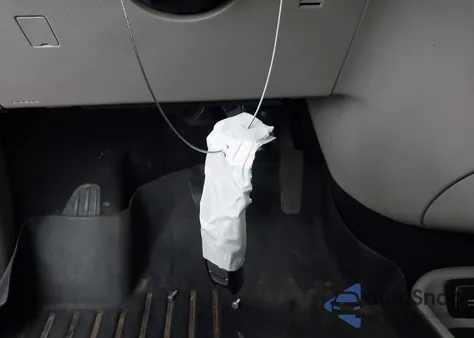 2017 Chrysler Pacifica Touring-L z USA, uszkodzony, nr VIN 2C4RC1BG0HR762552